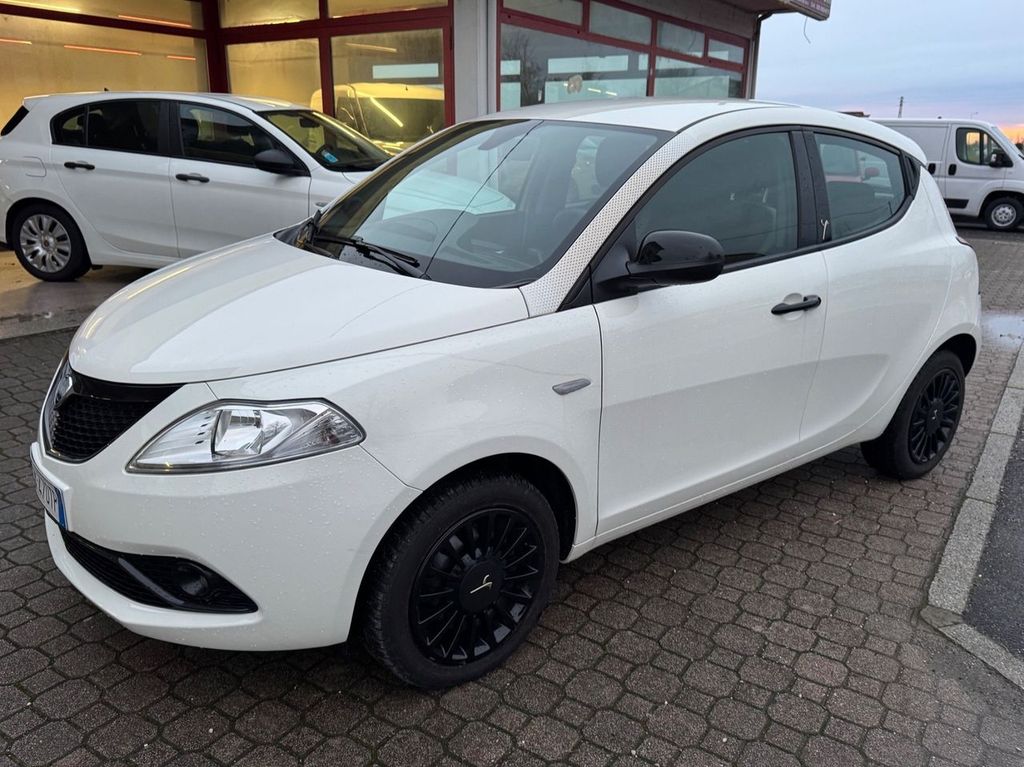 Lancia Ypsilon 2020