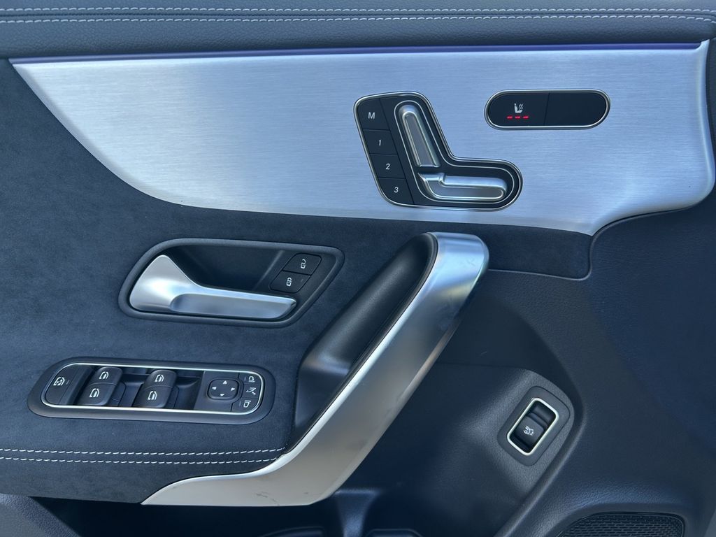 Mercedes-Benz CLA 220 Shooting Brake 2025