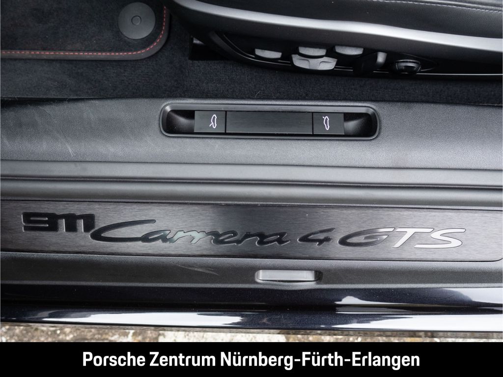 Porsche 992 2024