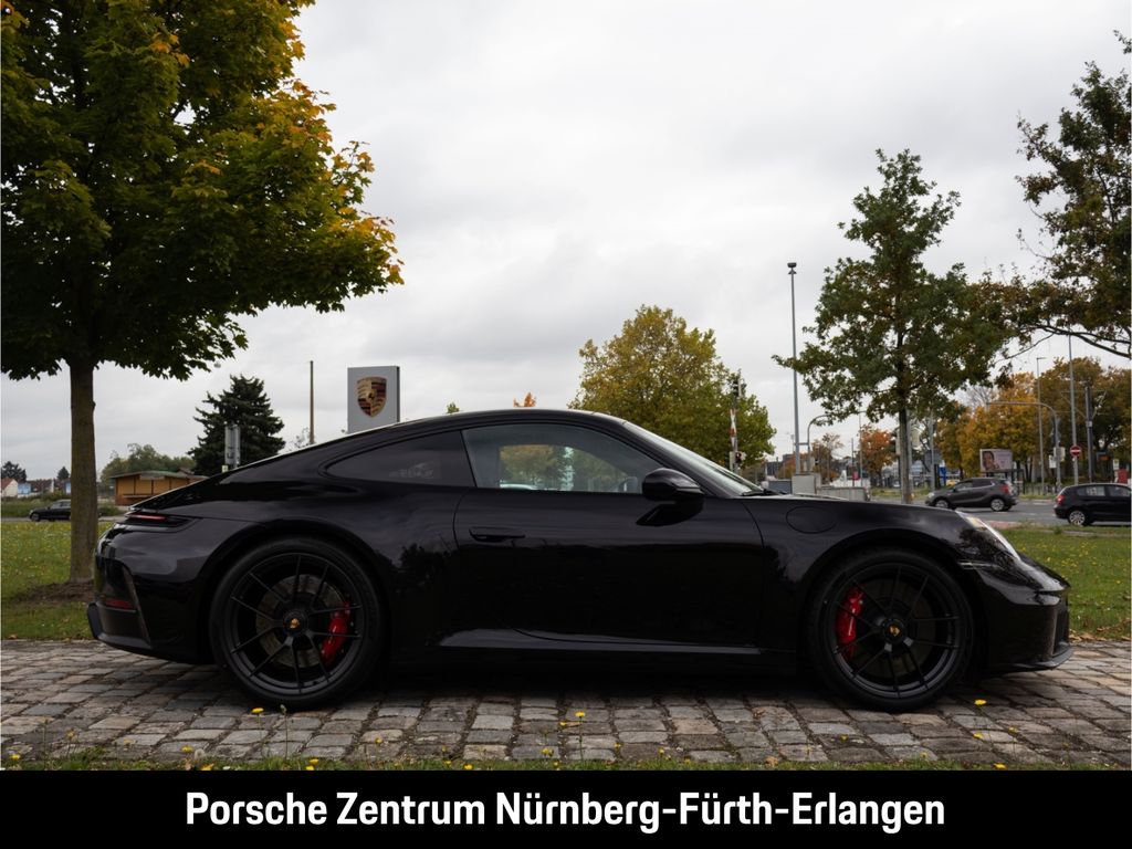 Porsche 992 2024