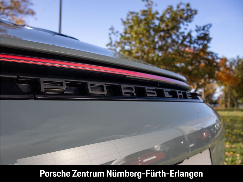 Porsche 992 2024
