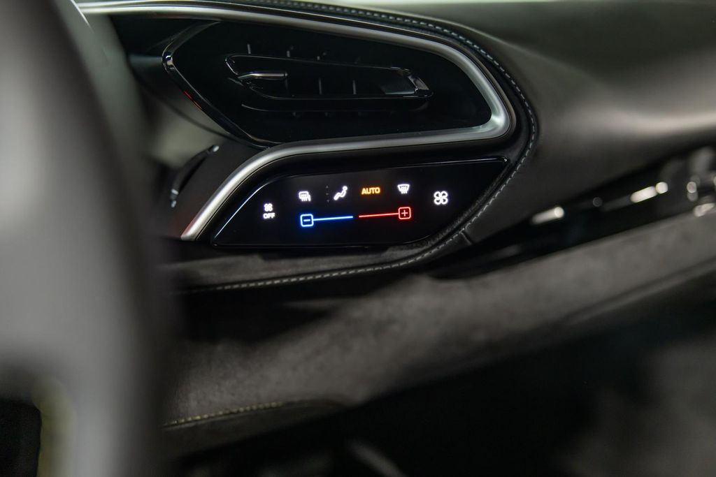 Ferrari 296 GTB 2023