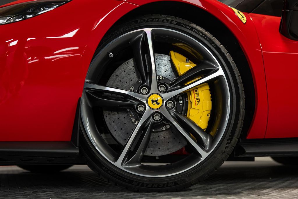 Ferrari 296 GTB 2023