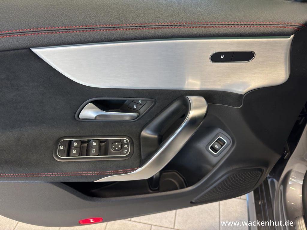 Mercedes-Benz CLA 220 2024