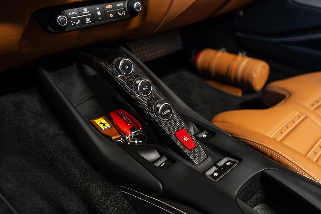 Ferrari 812 2023