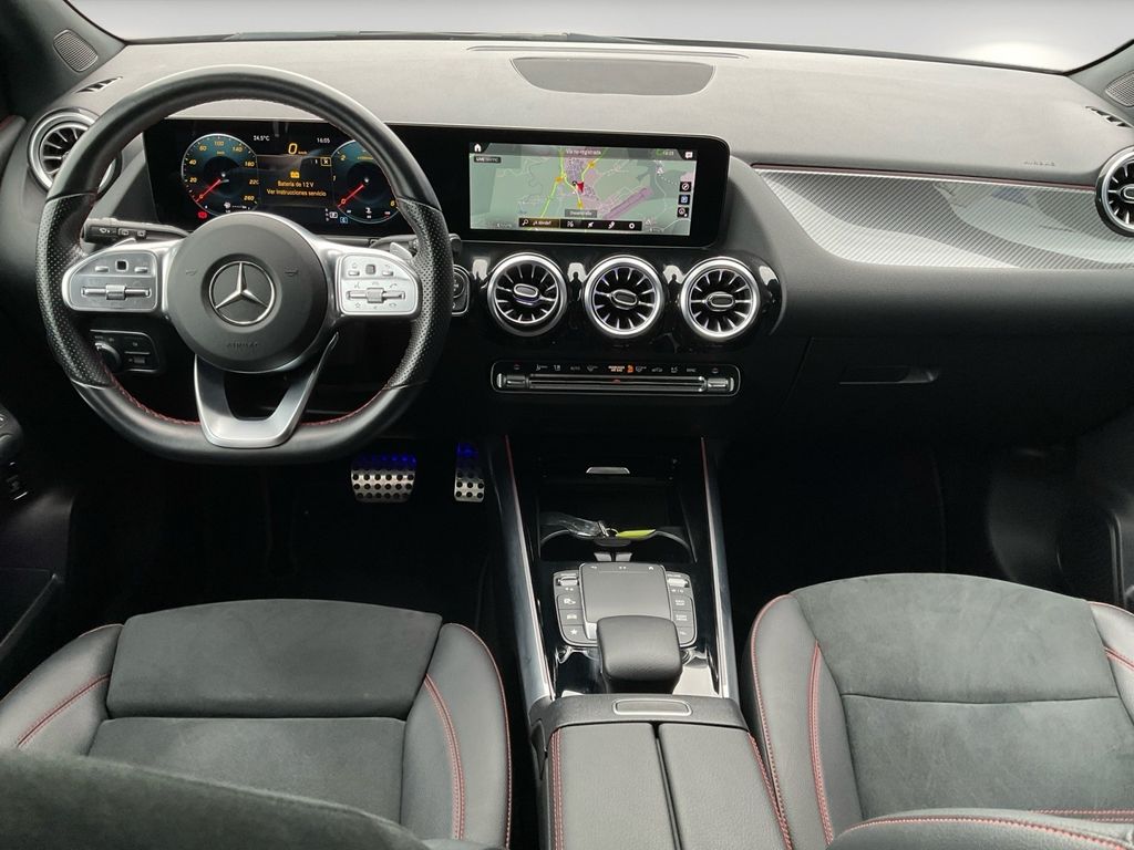Mercedes-Benz B 220 2023