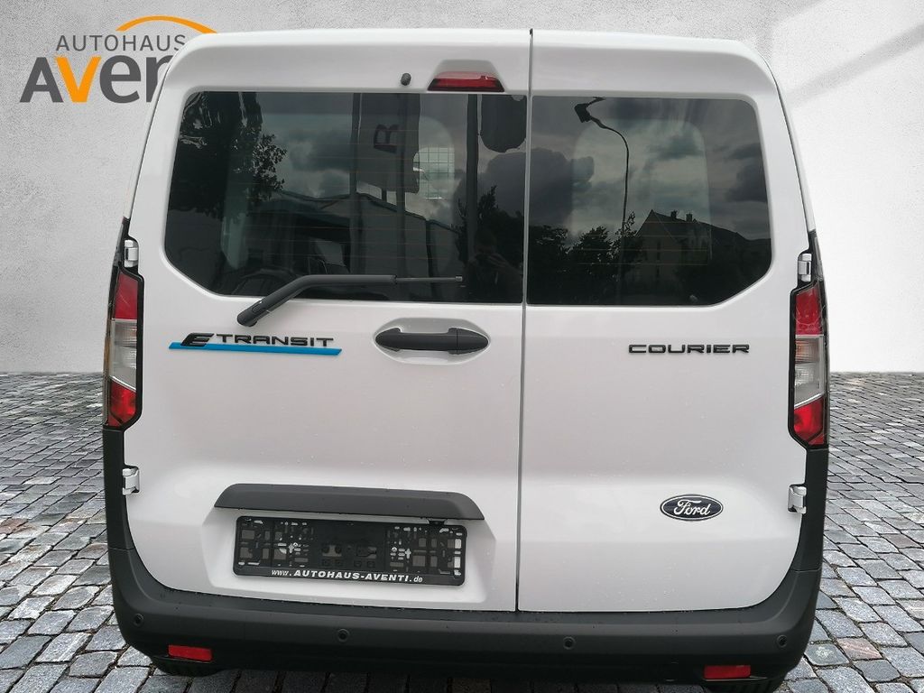 Ford Transit Courier 2025