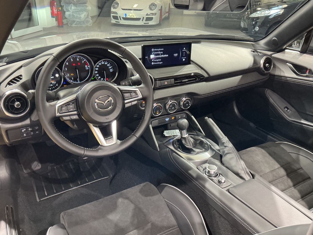 Mazda MX-5 2025