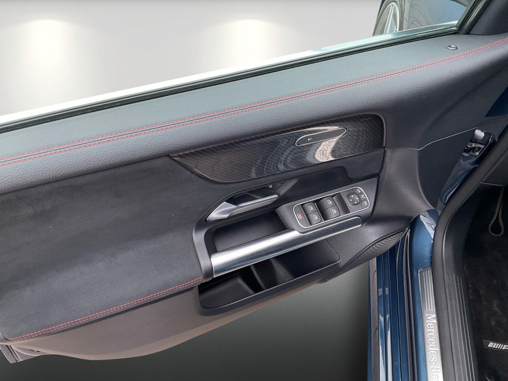 Mercedes-Benz B 220 2023