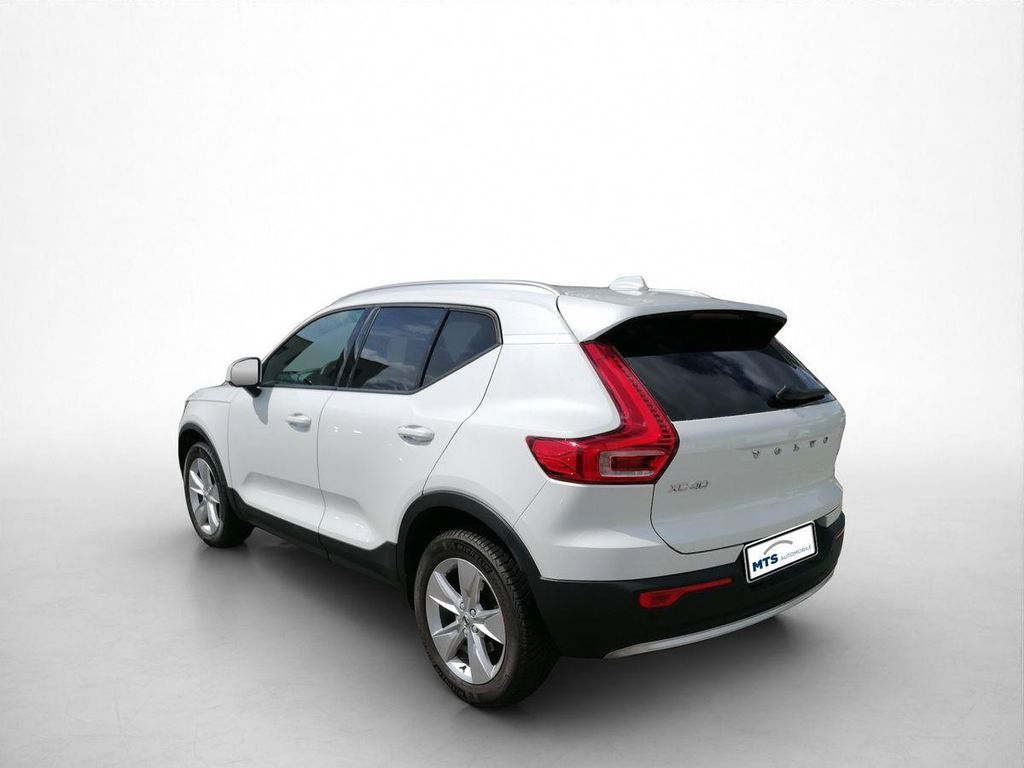 Volvo XC40 2024