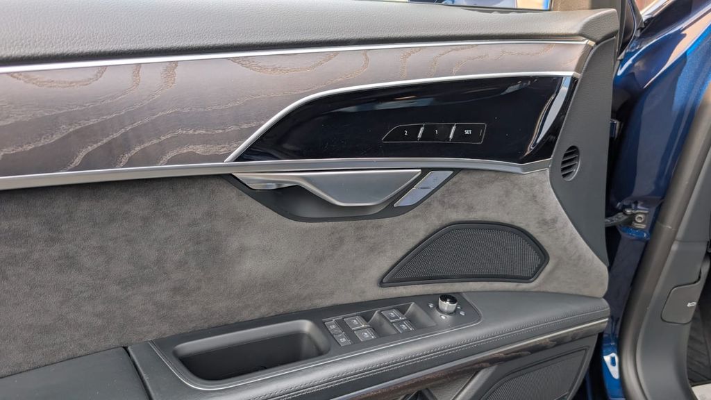 Audi A8 2022