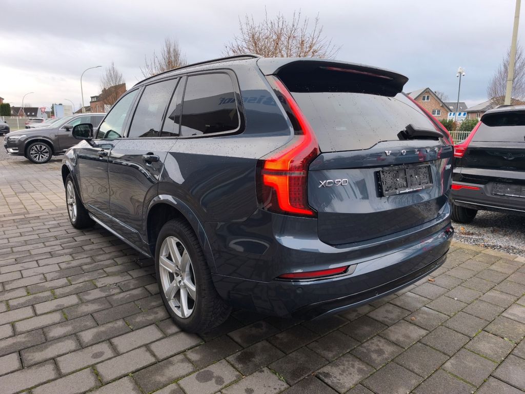Volvo XC90 2025