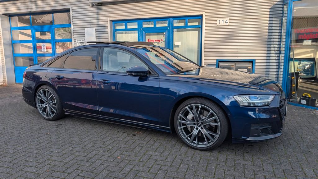 Audi A8 2022