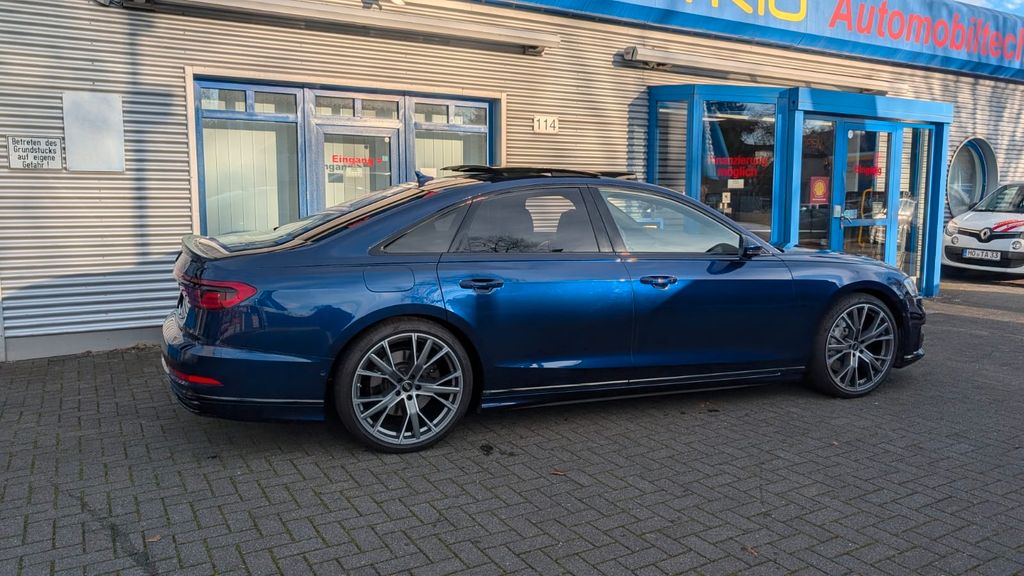 Audi A8 2022