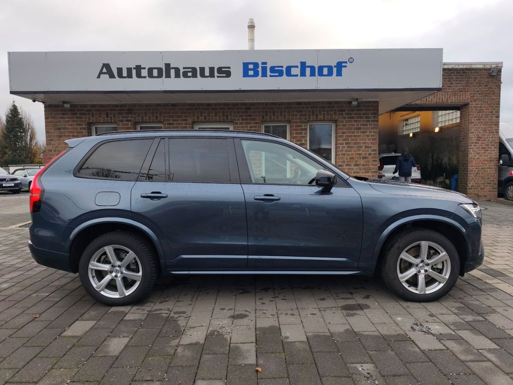 Volvo XC90 2025