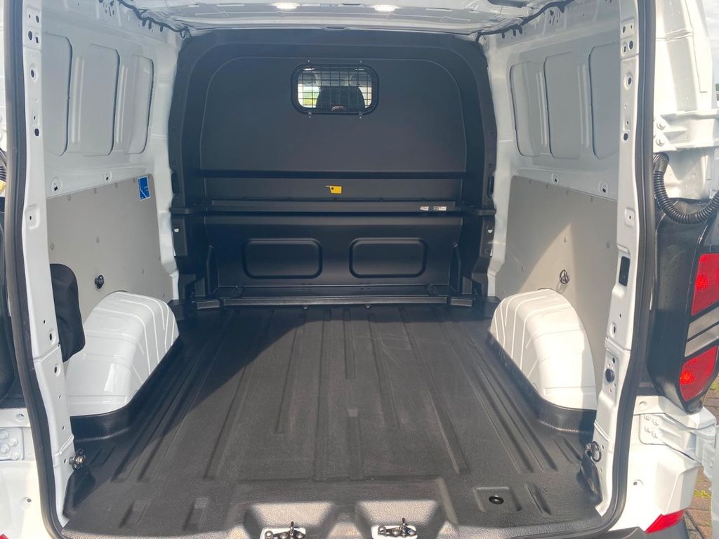 Ford Transit Custom 2025