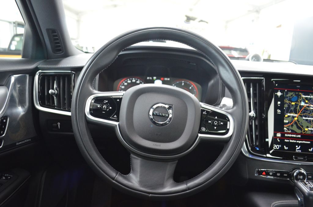 Volvo V90 Cross Country 2019