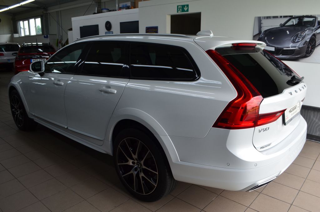 Volvo V90 Cross Country 2019
