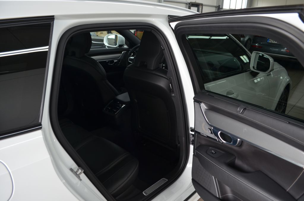 Volvo V90 Cross Country 2019