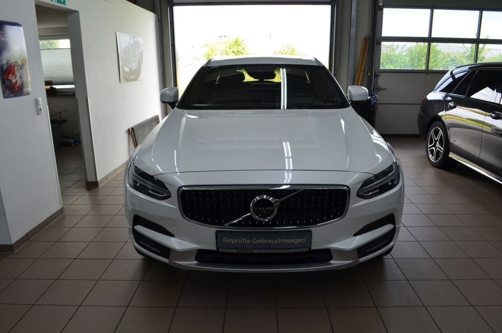 Volvo V90 Cross Country 2019