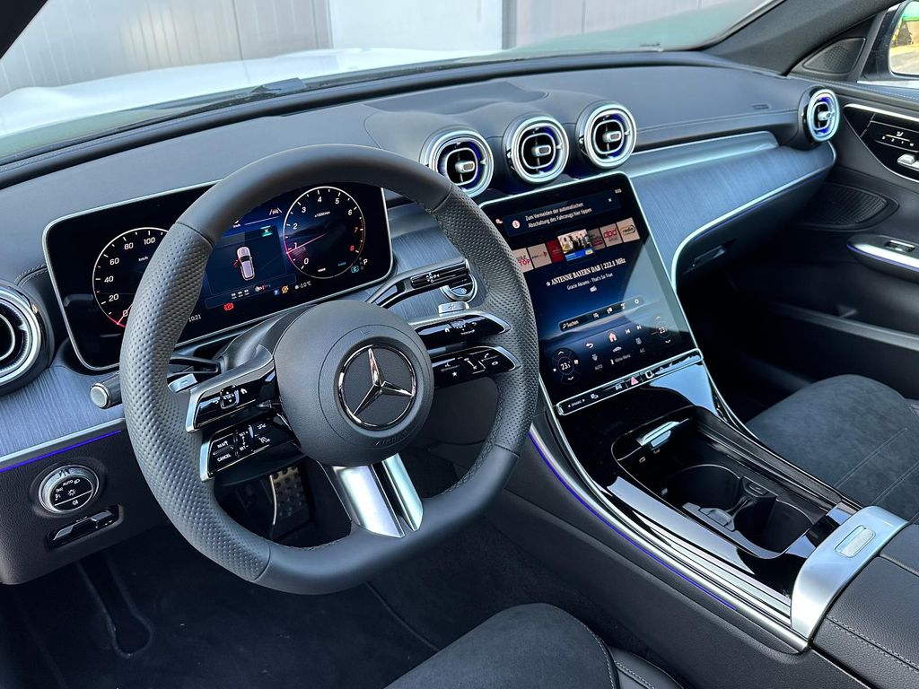 Mercedes-Benz C 200 2025