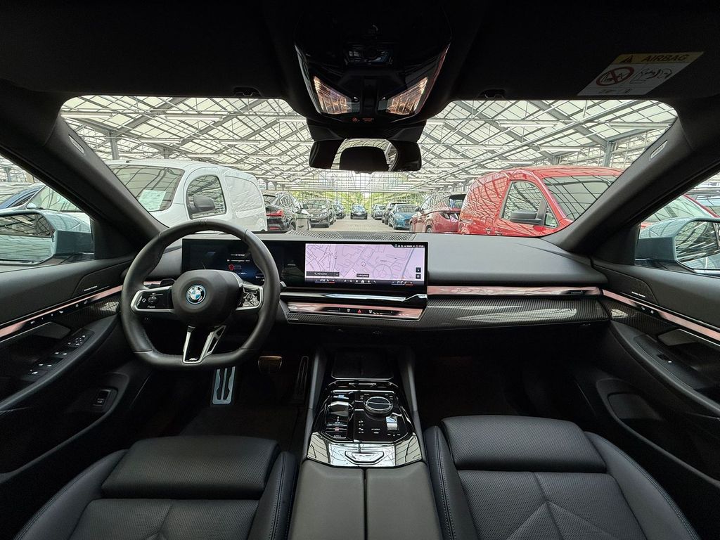 BMW i5 2024