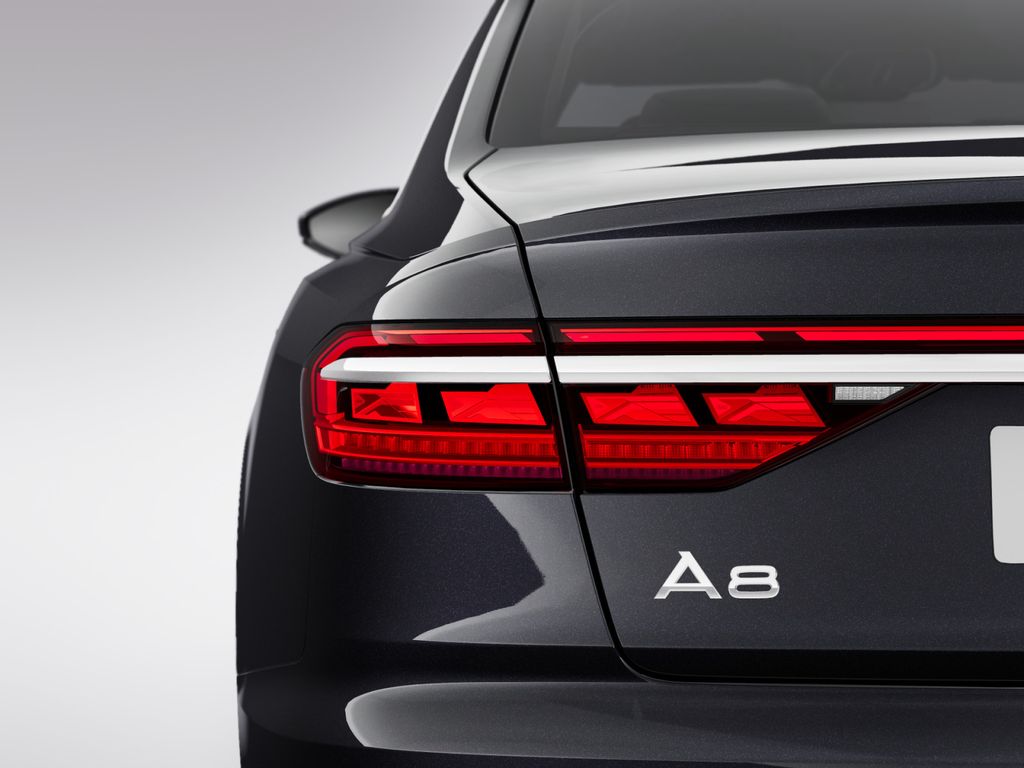 Audi A8 2024