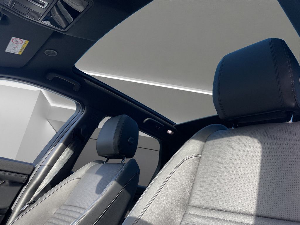 Land Rover Discovery Sport 2025