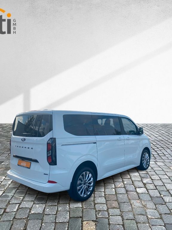 Ford Tourneo Custom 2025