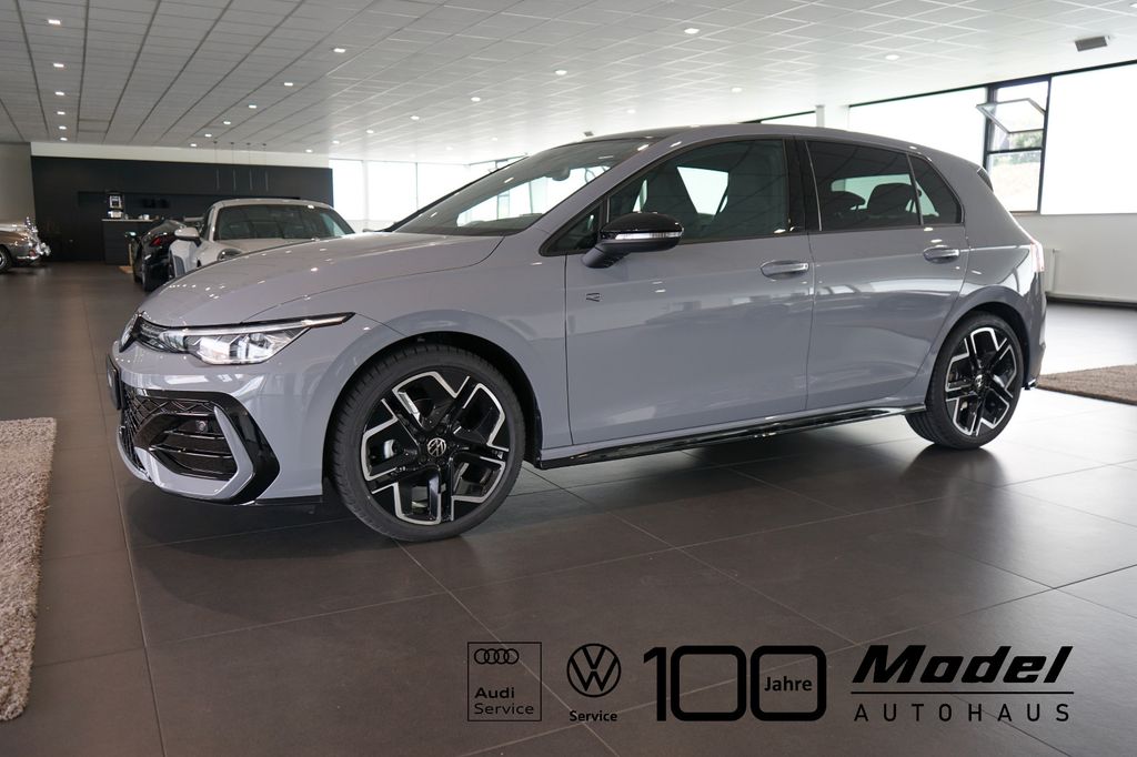 Volkswagen Golf 2025