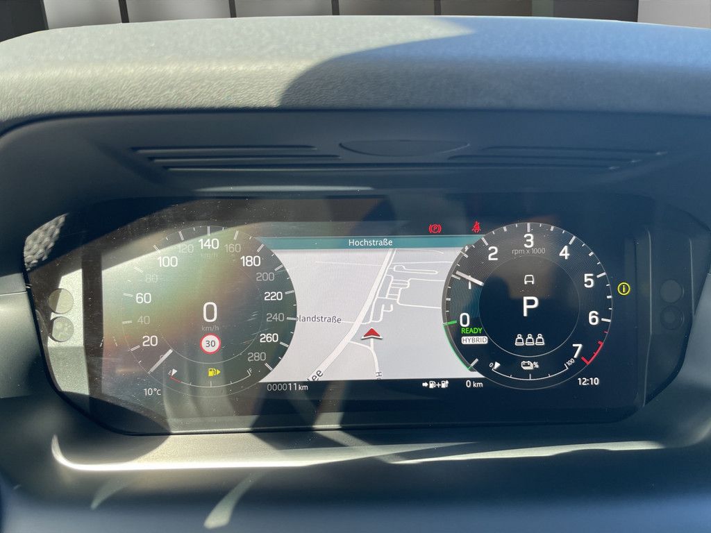 Land Rover Discovery Sport 2025