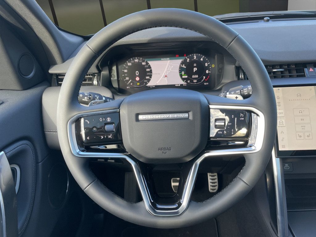 Land Rover Discovery Sport 2025