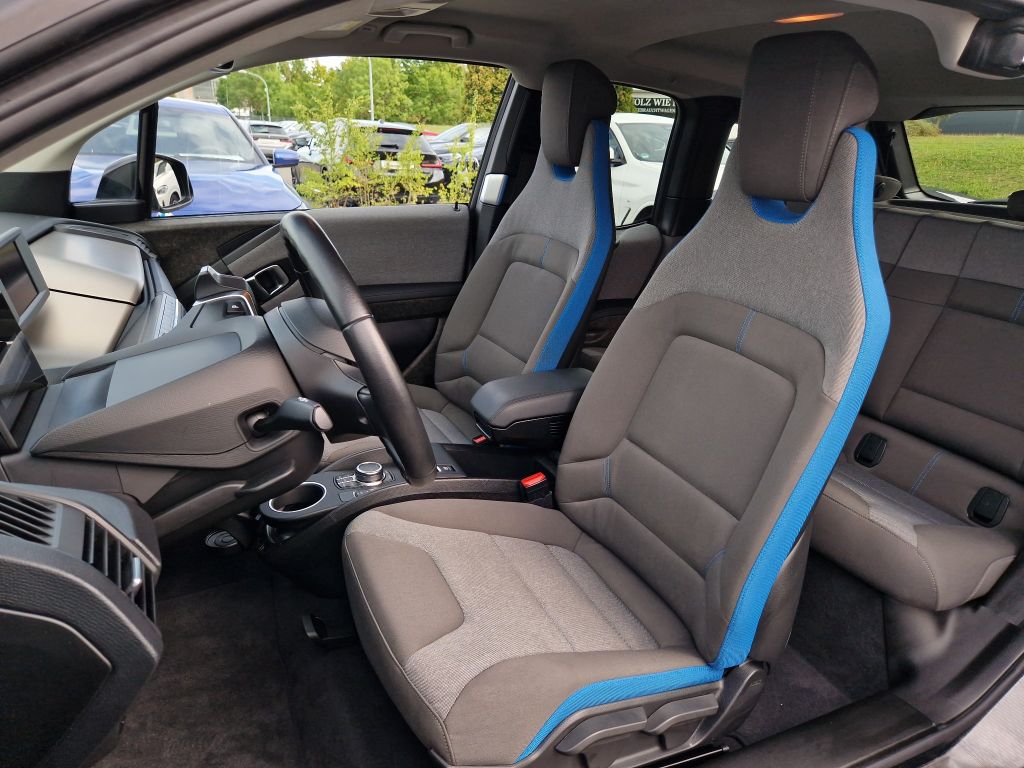 BMW i3 2022