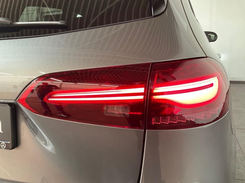 Mercedes-Benz B 220 2023