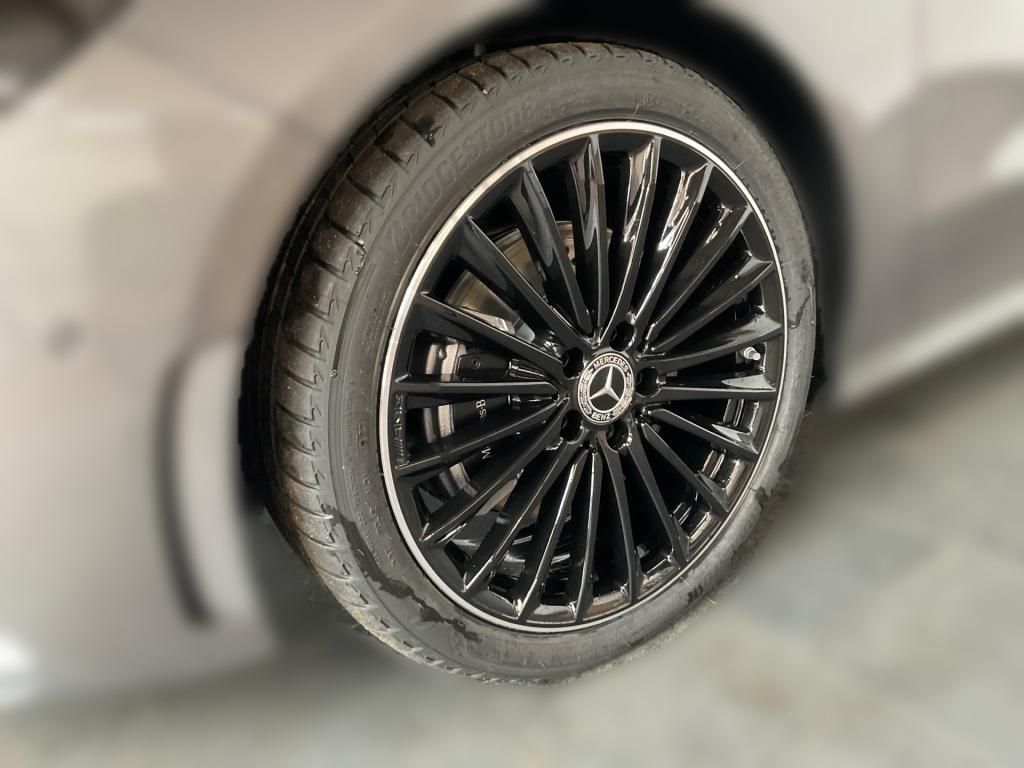 Mercedes-Benz B 220 2023