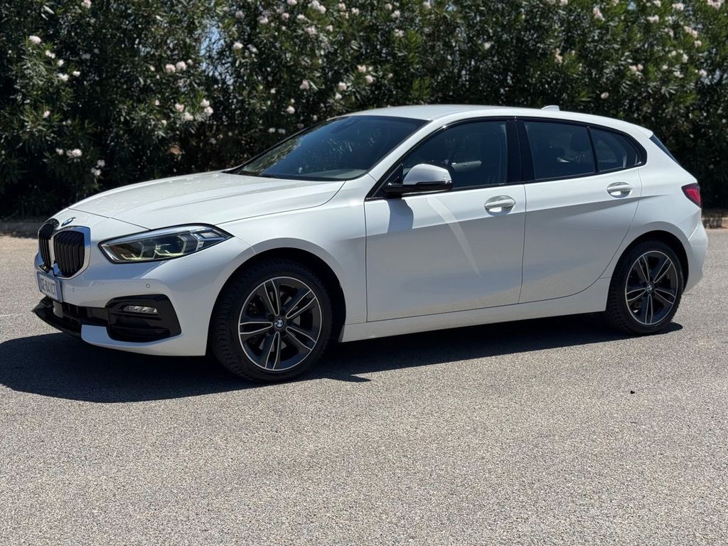 BMW 118 2021
