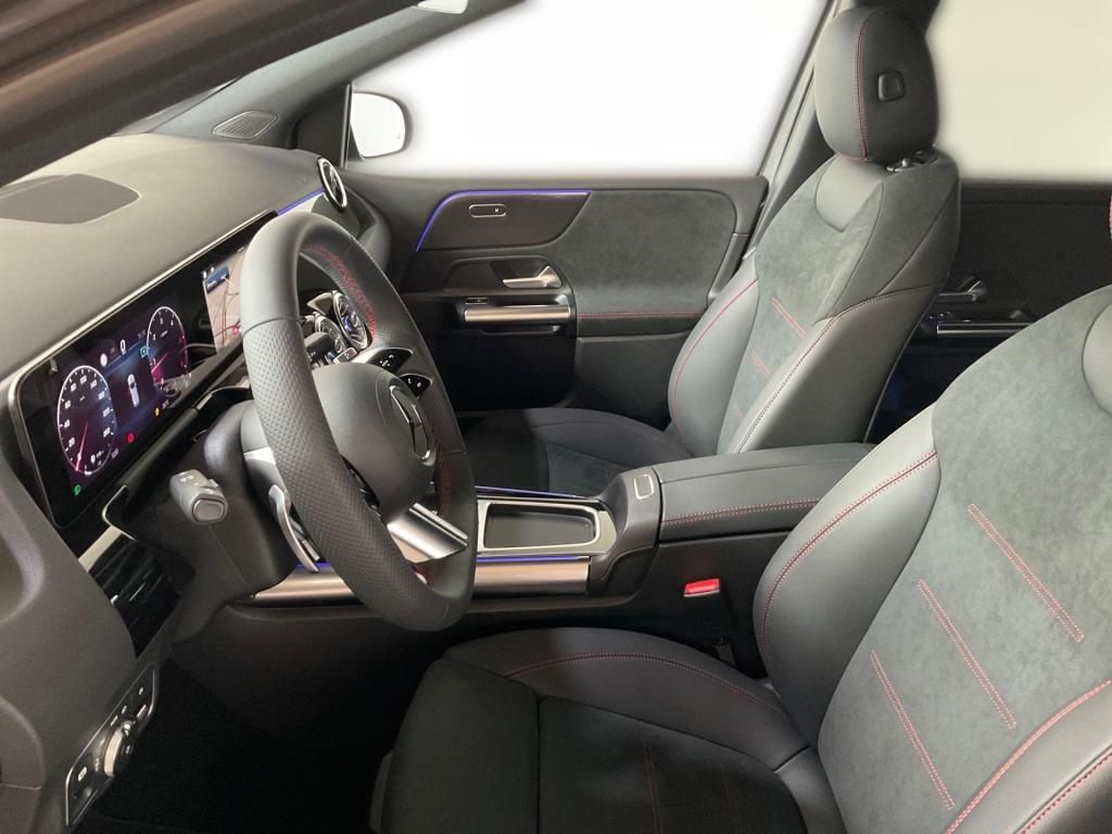 Mercedes-Benz B 220 2023