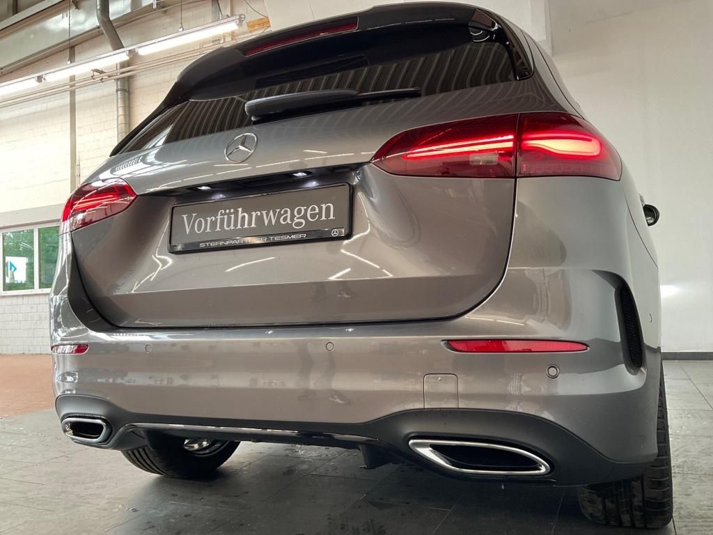 Mercedes-Benz B 220 2023