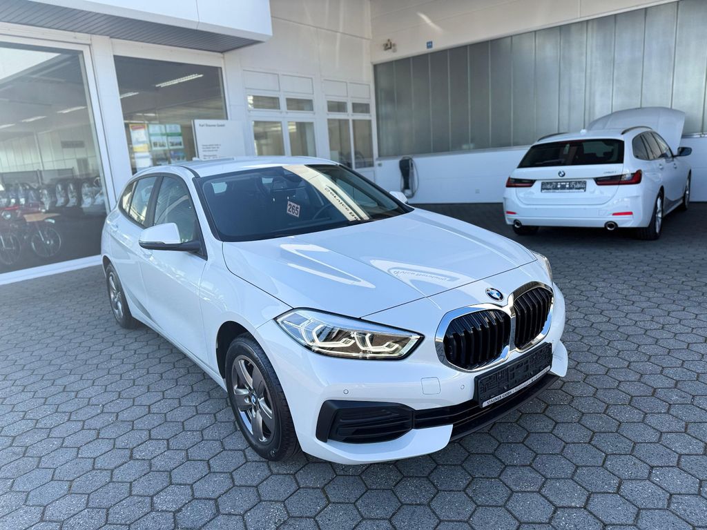BMW 118 2024