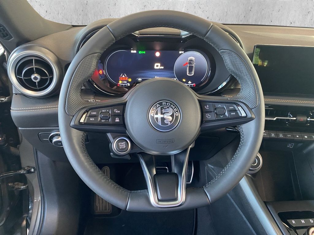 Alfa Romeo Tonale 2025