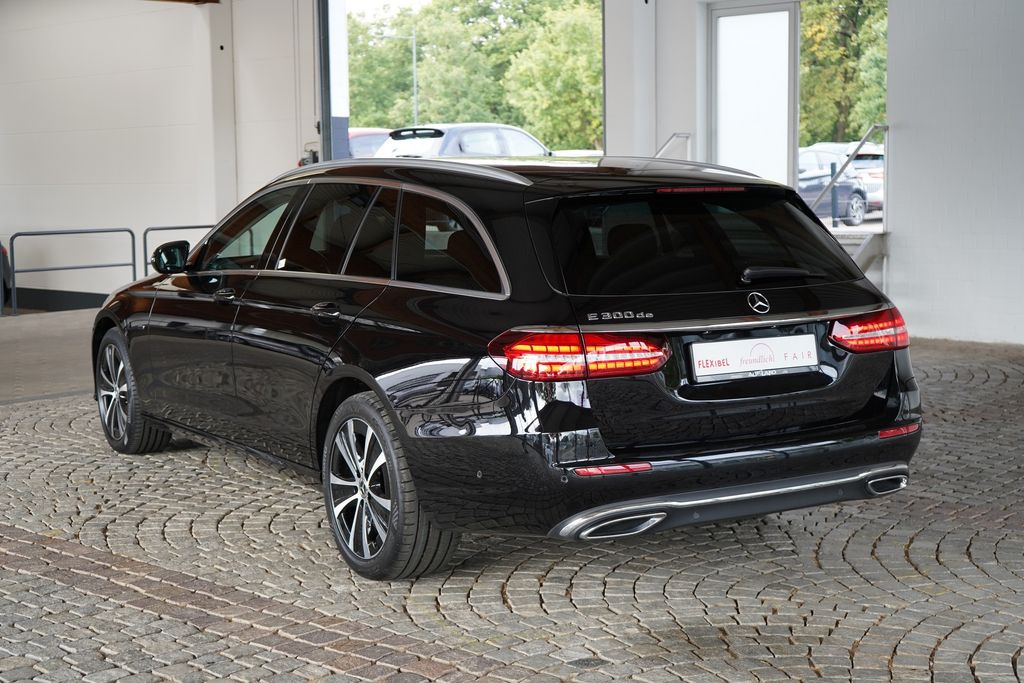 Mercedes-Benz E 300 2021