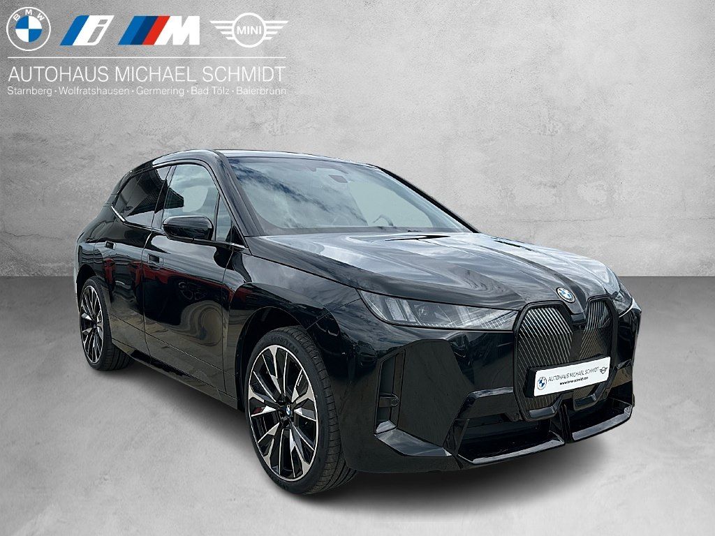 BMW iX