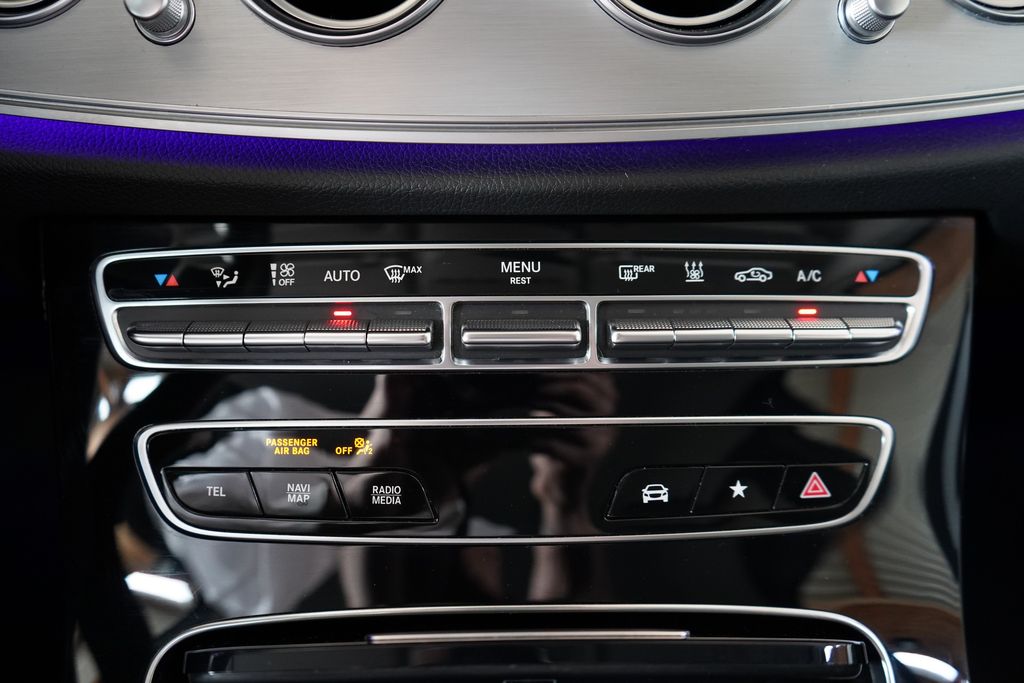 Mercedes-Benz E 300 2021