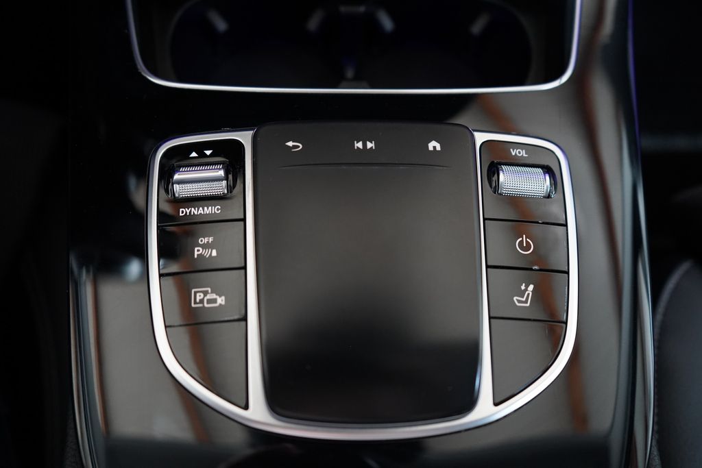 Mercedes-Benz E 300 2021