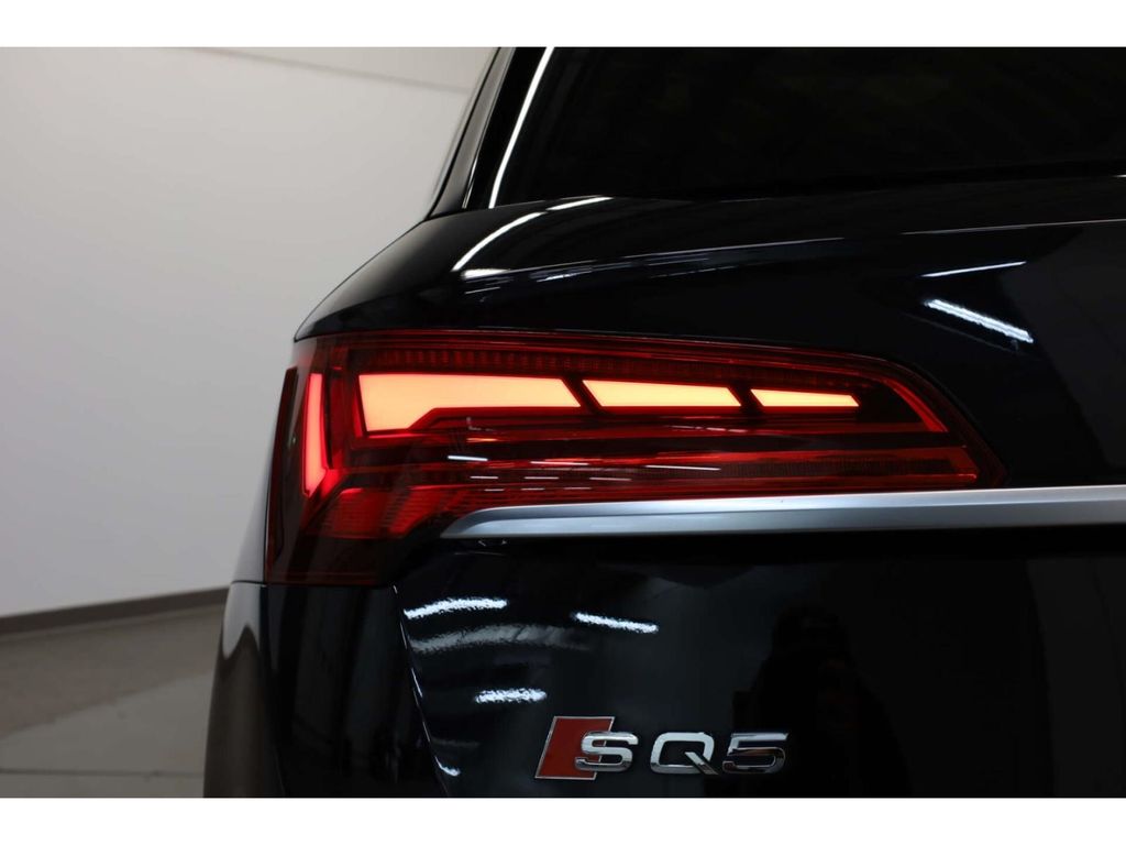 Audi SQ5 2022