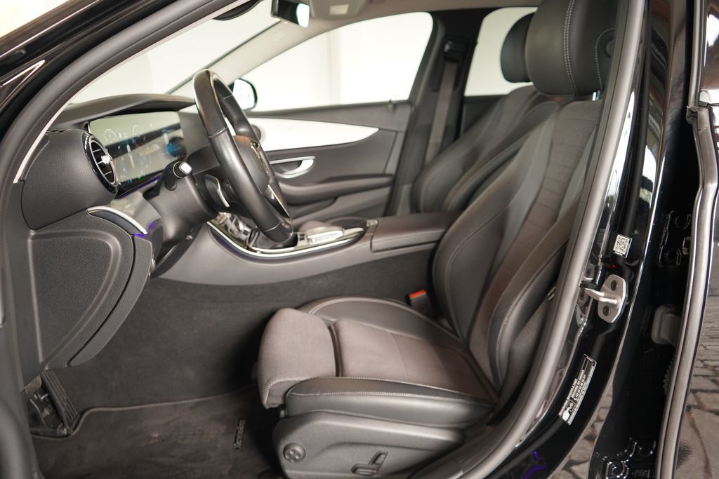 Mercedes-Benz E 300 2021