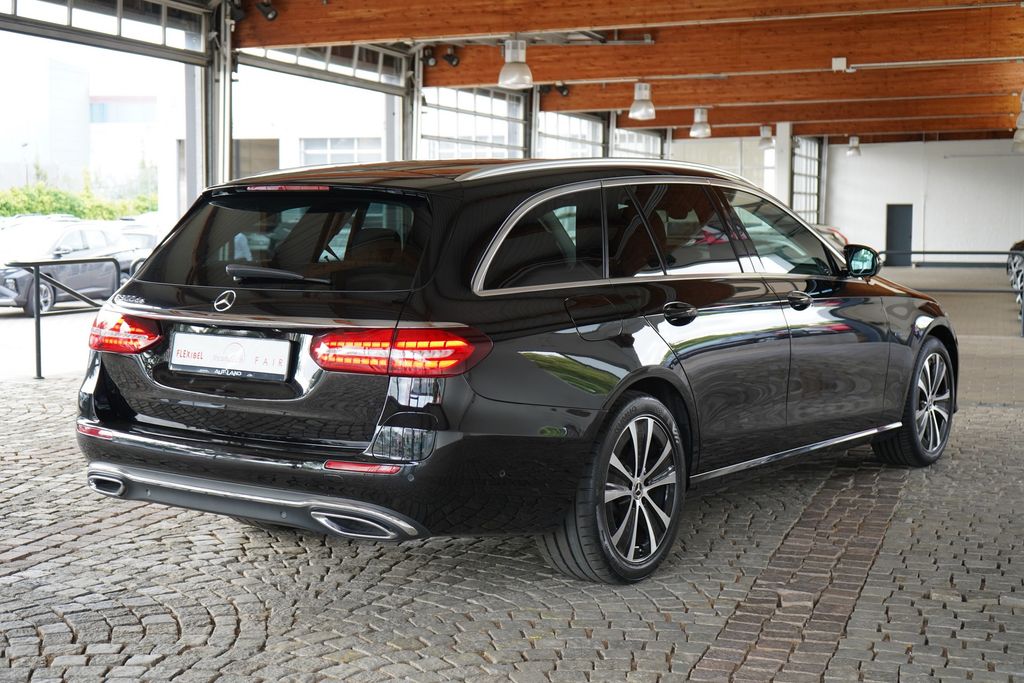 Mercedes-Benz E 300 2021
