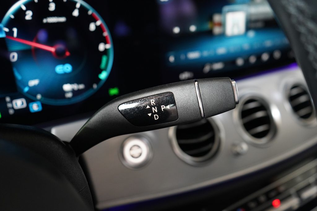 Mercedes-Benz E 300 2021