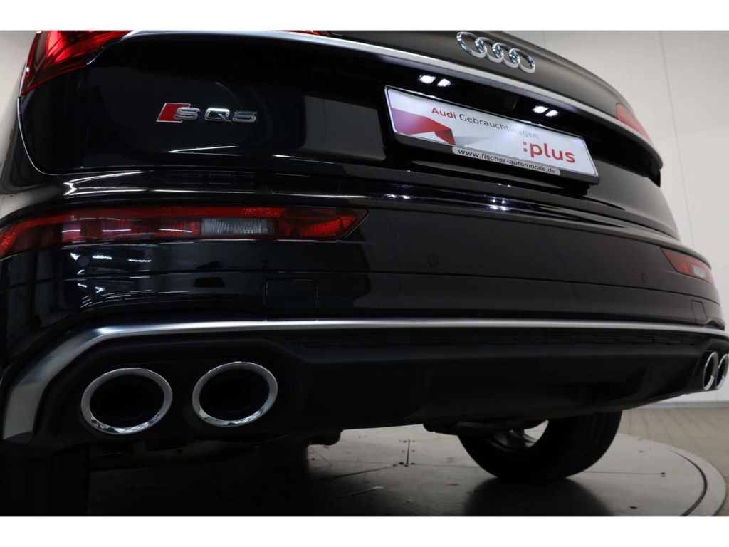 Audi SQ5 2022