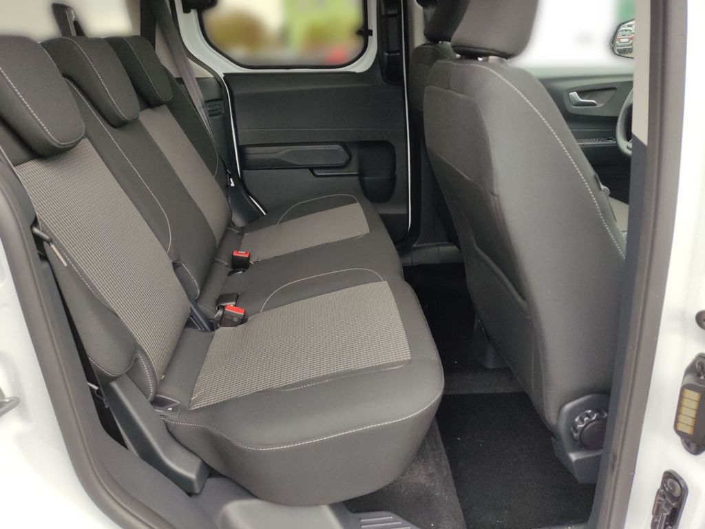 Ford Tourneo Courier 2025